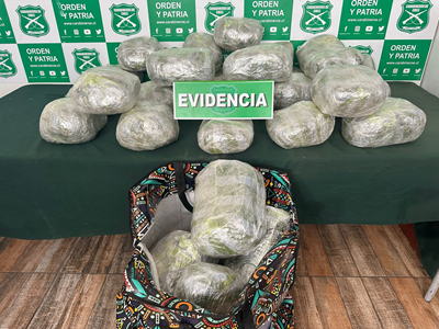 La droga estaba oculta en el desierto.