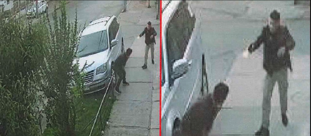 Fotos tomadas de las cámaras de seguridad que muestran el momento del homicidio