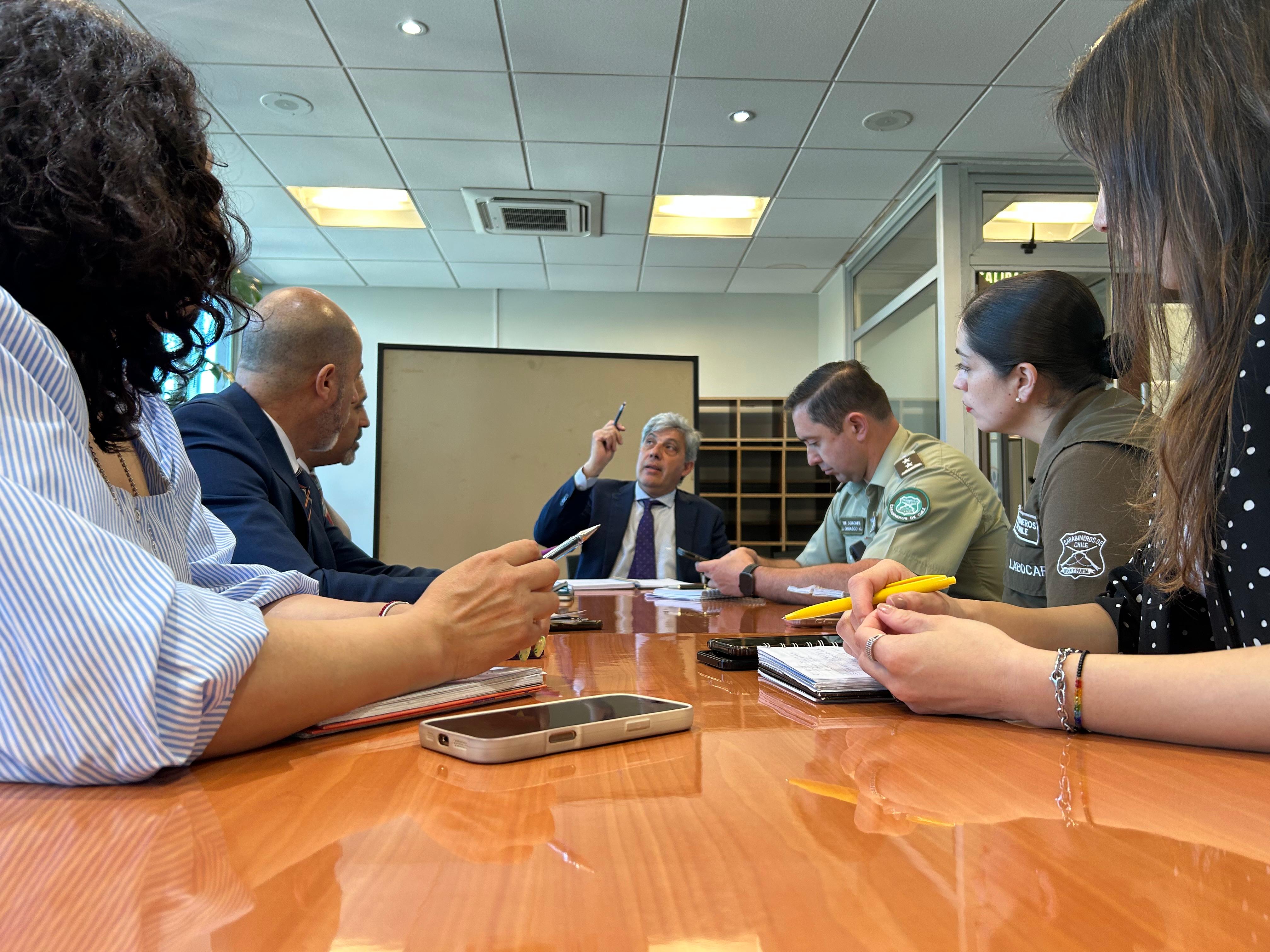 Reunión con policías