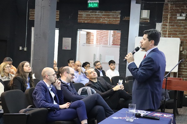 Fiscal Jefe SACFI expuso en la jornada