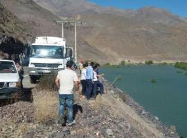 Los trabajo de personal especializado continuarán hoy en el lugar del accidente.