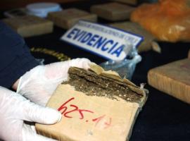 Droga iba a ser comercializada en Puerto Montt. Hoy se efectuó control de detención.