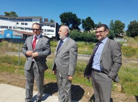 El Fiscal Nacional junto al Fiscal Regional Juan Agustín Meléndez (a la izquierda) en el terreno.