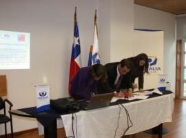 La ceremonia de firma de protocolo se llevó a cabo en la Fiscalía Regional de Los Lagos.