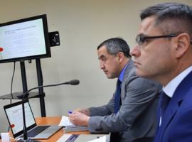 A la audiencia de formalización asistieron los fiscales Luis Contreras y Alex Olivero.