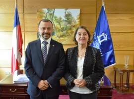 En la reunión estuvo presente la ministra Alicia Araneda Espinoza y el Fiscal Regional, Carlos Palma.