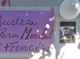 Carteles en manifestación del caso de Maribel Gormaz Ibacache
