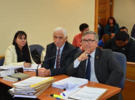 La abogada del Servel, Valeska Marchant, el director regional del Servel, Rubén Carrasco, y el fiscal regional de Tarapacá, Raúl Arancibia.