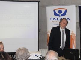 El Fiscal Regional Alberto Ayala en el Depto. de Seguridad de Las Condes.