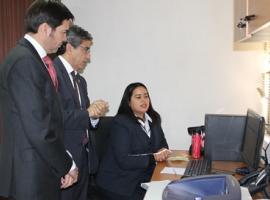 El fiscal regional de Atacama, Héctor Mella Farías, ha mantenido atención permanente al nuevo canal de información a los usuarios.
