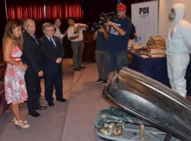 En el doble fondo del maletero de un vehículo que conducían dos de los imputados , la Policía encontró 62 kilos de cocaína base.