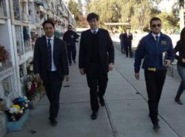 Los fiscales Patricio Poblete y Pablo Muñoz dirigieron diligencia de exhumación ordenada por Fiscal Regional Marcos Emilfork.