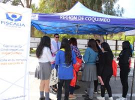 La Fiscalía de Vicuña se instaló en la plaza de armas de esa ciudad.
