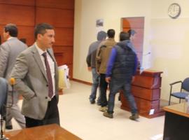Los imputados permanecerán privados de libertad mientras se extienda la investigación de este caso.