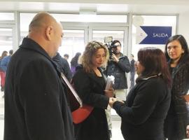 Mónica Martínez, mamá de Rayén Meñaco, agradeció a fiscales tras conocerse veredicto.