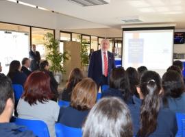 El Fiscal Regional Alberto Ayala, explica el nuevo modelo de trabajo.