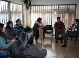 Fiscal Richards se reúne con familiares de las ocho víctimas fatales