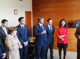 El Fiscal Regional (s), Luis Tapia (primero desde la izquierda) junto a las autoridades judiciales.