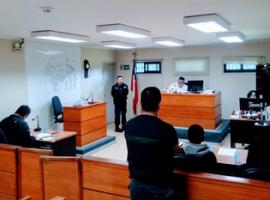 Uno de los involucrados permanecerá con arresto domiciliario nocturno mientras se desarrolle la investigación.     