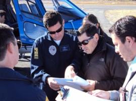 El sobrevuelo al Río Claro y al sector precordillerano Valle del Indio, duró una hora y media aproximadamente.
