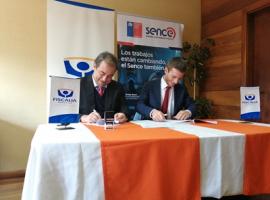 Un convenio que apoya a víctimas de violencia de género firmaron la Fiscalía Regional de Los Lagos y el SENCE.