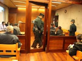 Fiscal Cristián Meneses formalizó la investigación en contra de la imputada.
