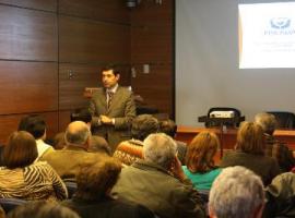 El Fiscal Regional del Maule, Mauricio Richards dio la bienvenida a los asistentes y fue el primero en exponer.