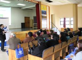 La charla fue dictada por el abogado Carlos Bahamondes. 