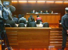 El inicio de la audiencia de juicio oral contra diez efectivos de la Policía de Investigaciones.