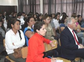 A la charla también asistieron apoderadas del Liceo Paula Jaraquemada de Paine.