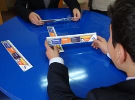La regla escolar también contiene el número del Call Center de la Fiscalía: 6003330000