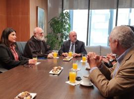 En la reunión con Celestino Aós, el Fiscal Nacional estuvo acompañado por los Fiscales Regionales Xavier Armendáriz, Raúl Guzmán y Emiliano Arias.