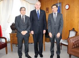 En la imagen Héctor Mella Farías, Francisco Sandoval Quappe y Néstor Gómez Canales.