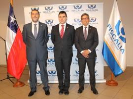 El nuevo Fiscal Regional de Atacama, Alexis Rogat, junto al Fiscal Nacional (s), Andrés Montes y el Fiscal Regional saliente, Héctor Mella.