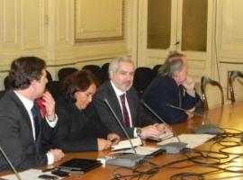 La reunión se realizó en dependencias de la Intendencia Regional Metropolitana.