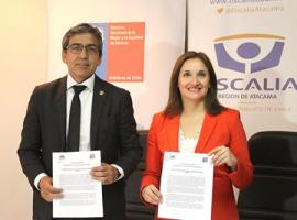 La firma fue valorada por ambas autoridades regional dada la temática en que centra su atención.