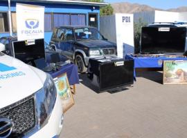 En el procedimiento se incautaron vehículos, armas de fuego, dinero falsificado y otras especies.