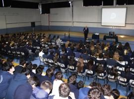 Estudiantes colegio Newland