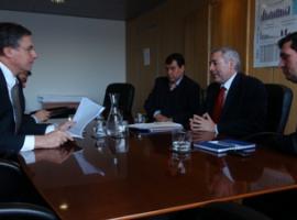 El Fiscal Guzmán, junto a los fiscales Barros y Galdames reunidos con el Subsecretario Lira.