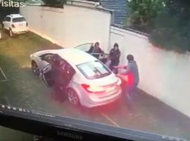 El hecho fue registrado por las cámaras de seguridad.