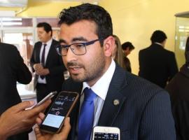 El fiscal Leonel Ibacache destacó además el contacto permanente que tiene con la comunidad local.