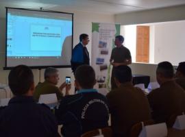 Abogado asesor, Nelson Díaz, recibe reconocimiento de Carabineros