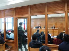 El juicio oral se realiza en el Tribunal Oral en lo Penal de Valdivia.