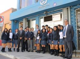 El fiscal Alvaro Pérez compartió durante todo el día con los entusiastas estudiantes.