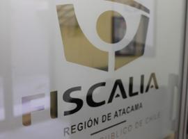 El fiscal Julio Artigas indicó que la investigación continúa respecto de los funcionarios públicos imputados en esta causa.