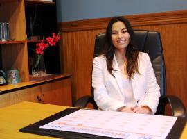 En la foto, la jefa de la Unidad de Atención a Víctimas y Testigos de la Fiscalía Regional de Los Ríos, Ximena Valenzuela