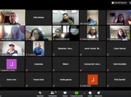 Clases virtuales a través de Zoom parten este martes a las 17.00 horas