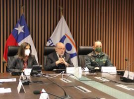 Ministra Marcela Ríos junto al Fiscal Nacional, Jorge Abbott y el Director Nacional de Gendarmería, Sebastián Urra