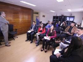 El Fiscal Regional, Alexis Rogat Lucero, dio la bienvenida al grupo de trabajo.