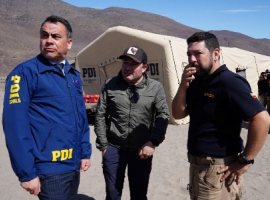 La Fiscalía, la PDI, el equipo Frontera Norte y Carabineros continúan las labores de búsqueda.